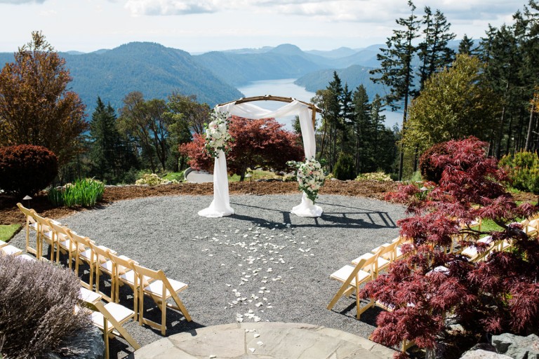 Villa-Eyrie-Resort-Victoria-Weddings