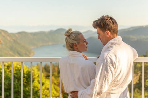 Spa, couple, romantic, view