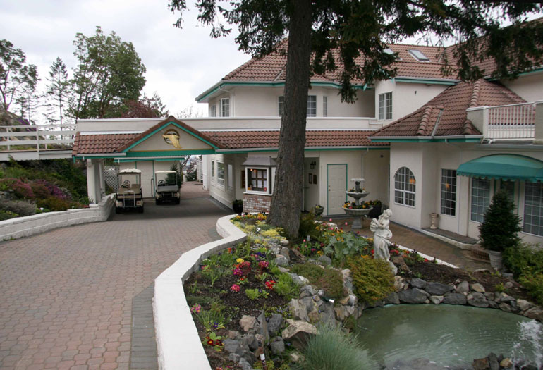 Villa Eyrie Resort history - 1991 when The Aerie bed & breakfast was established