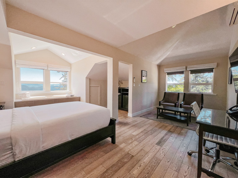 Villa Eyrie Classic View Room
