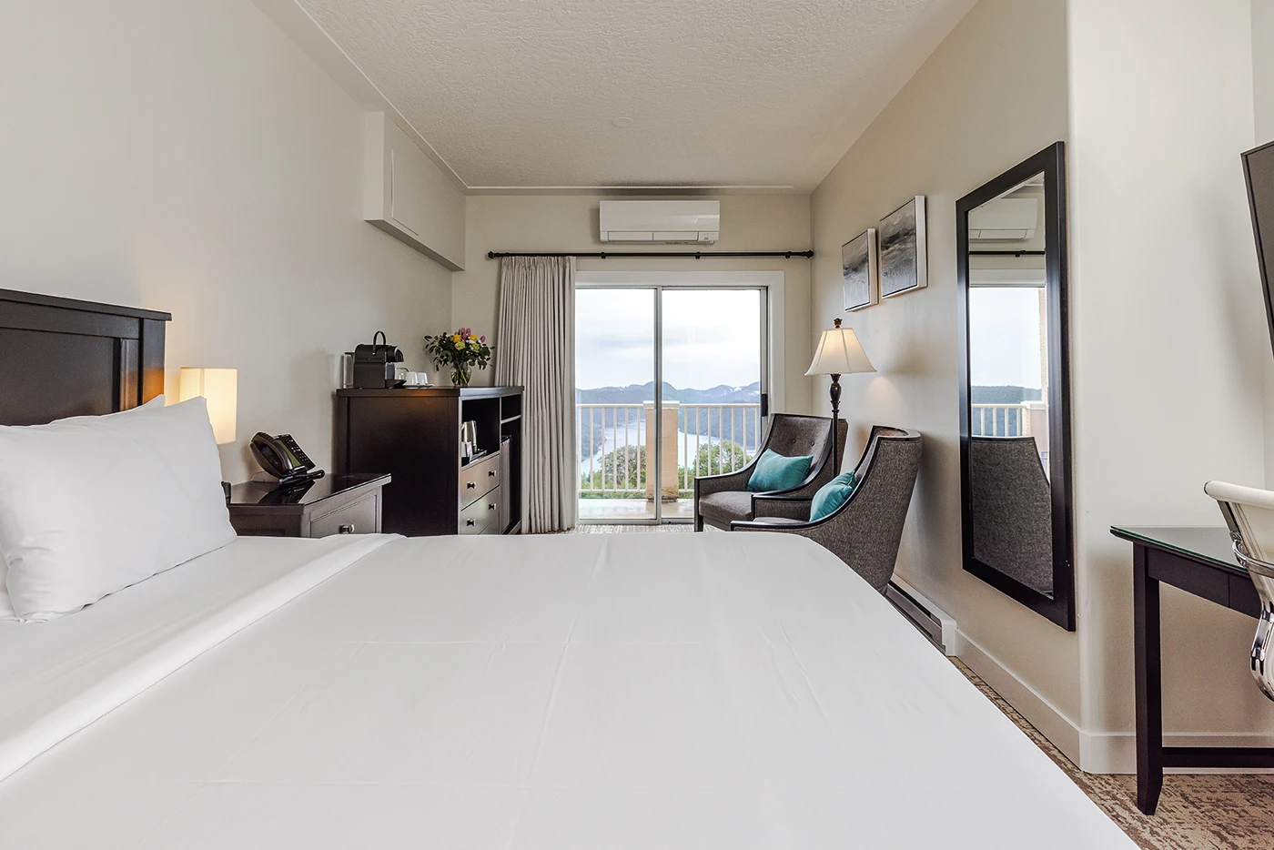 Villa Eyrie Resort