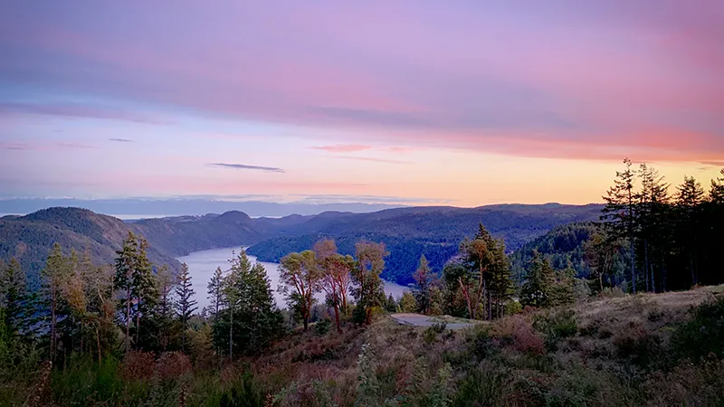 The FIFA 2026 Proximity Hack: Why the Malahat is Closer to the Action Than You Think 1 Villa Eyrie Resort on the Malahat — Vancouver FIFA World Cup 2026 accommodation above the Saanich Inlet